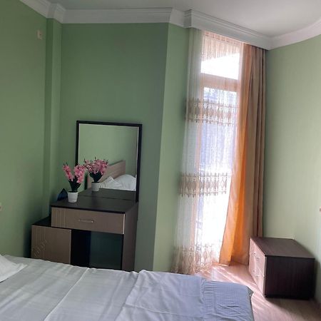 Orbisea Apartment Batumi Ngoại thất bức ảnh